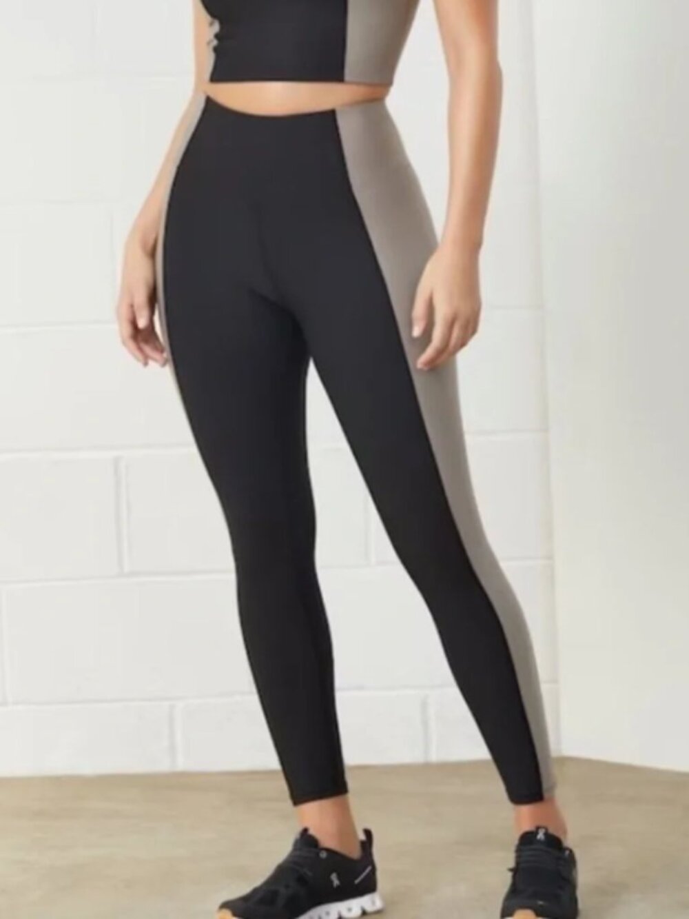 Abercrombie YPB SculptLUX legging ultra high rise 7/8 length Colorblock